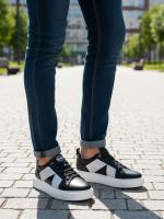 Kişi Həqiqi Dəri Gündəlik Sneaker – Kontrast Ağ Zolaqlı Model