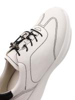 Elastik Bağcıklı ve Metal Detaylı Konfor Kadın Ayakkabısı