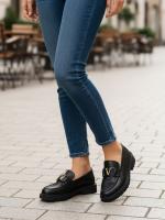 Qızıl V-Aksesuarlı Təbii Dəri Qadın Loferi - Qara Platforma Daban