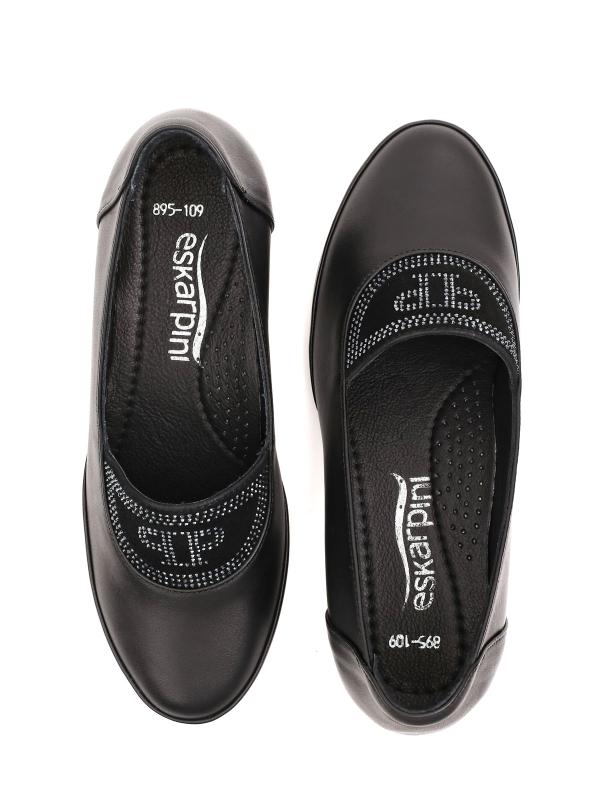 Qaş Detallı Həqiqi Dəri Blok Daban Qadın Ayaqqabısı