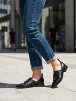 Fermuar Detallı Təbii Dəri Sivri Burun Qadın Ayaqqabı